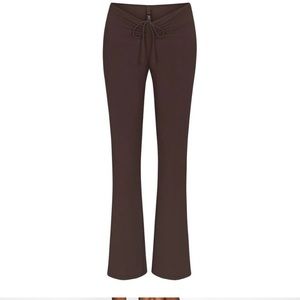 Skims Kim K soft lounge ruched pant size M, *Black color* NWT Limited Edition
